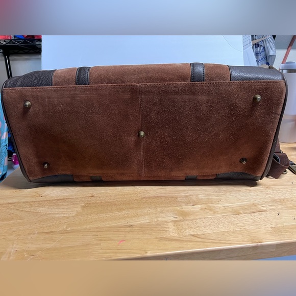 Overnight Travel Bag Brown Suede and Leather with long detachable strap - Picture 10 of 15